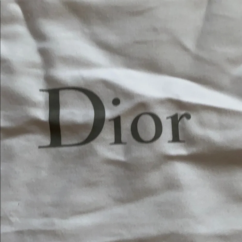 White Dior Bag - Picture 2 of 2